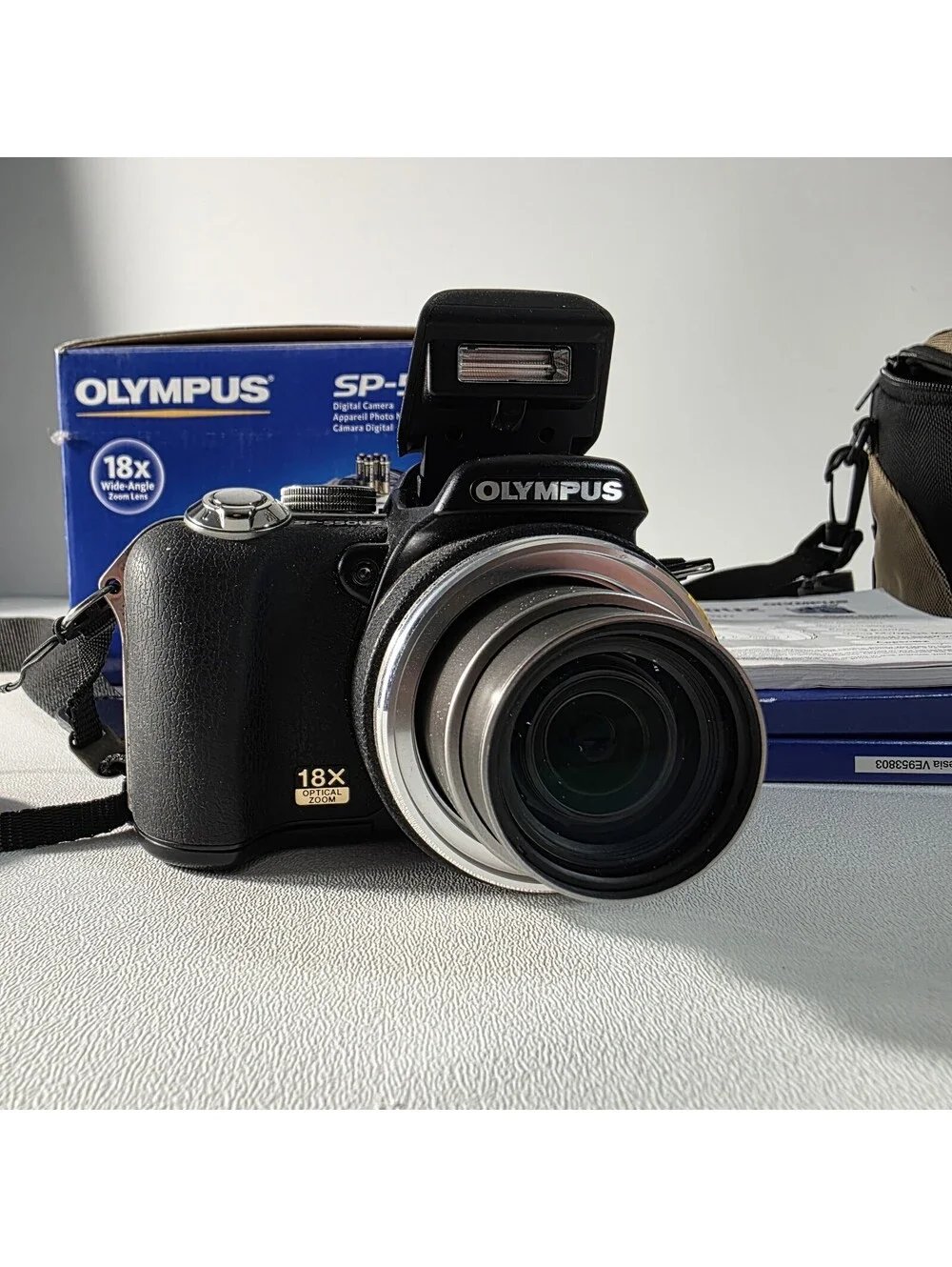 Olympus SP-550UZ Digital Camera 7.1MP 18x Optical Zoom Image Stabilization WORKS
